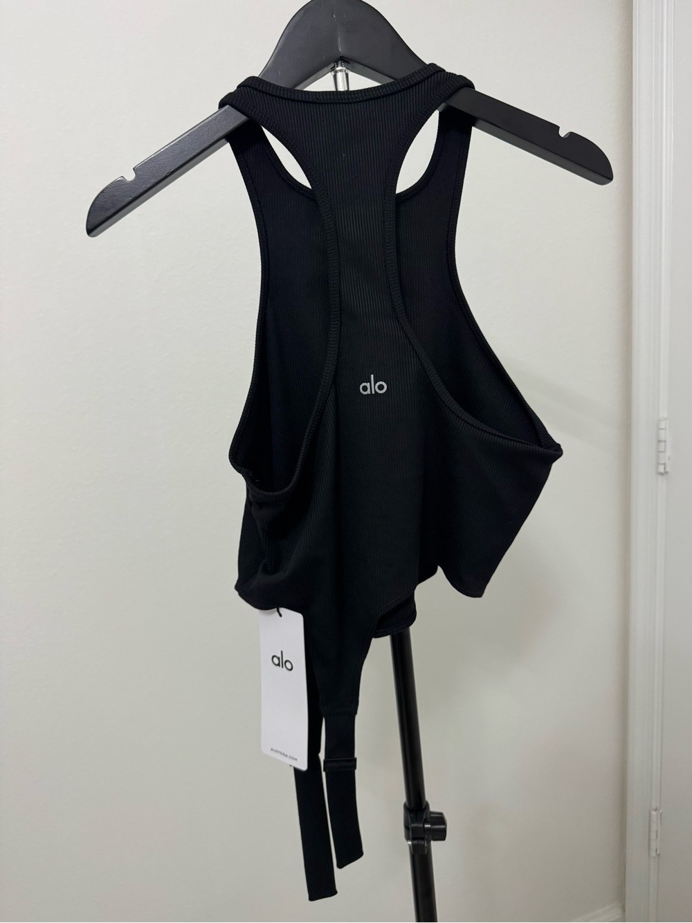 Alo Yoga Alosoft Ribbed Revelation Tank Black Size M NWT W2760R Soft Stretch Top